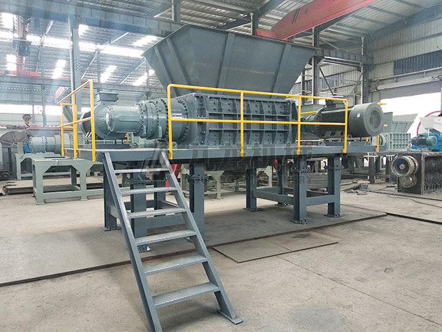 紙箱撕碎機(jī) 紙箱撕碎機(jī)